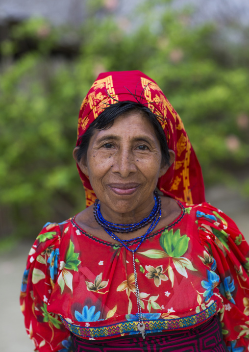 Panama, San Blas Islands, Mamitupu, Portrait Of Kuna Tribe Woman