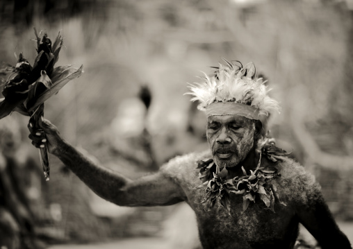 Man from Paplieng tribe in traditional clothing, New Ireland Province, Kavieng, Papua New Guinea