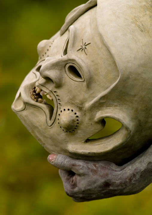 Mudman mask from Asaro during a sing-sing, Western Highlands Province, Mount Hagen, Papua New Guinea