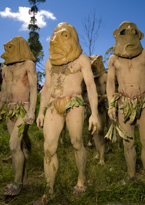 Mudmen from Asaro during a sing-sing, Western Highlands Province, Mount Hagen, Papua New Guinea