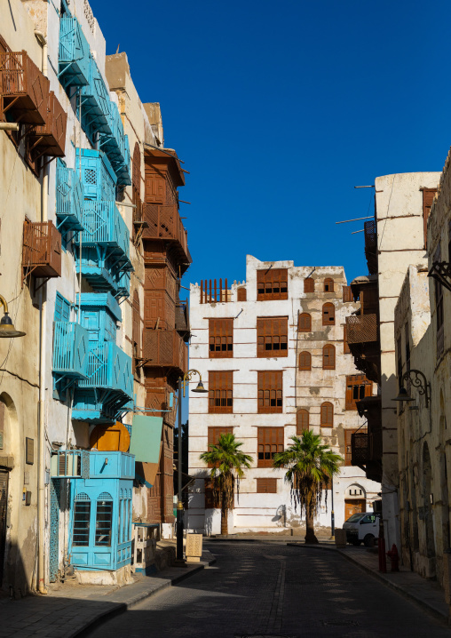 Historic house with wooden mashrabiyas in al-Balad quarter, Mecca province, Jeddah, Saudi Arabia