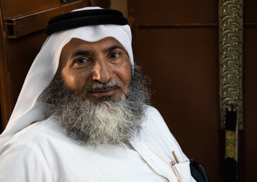 Portrait of a saudi senior man wearing a shemagh, Najran Province, Najran, Saudi Arabia