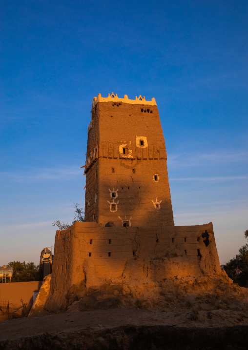 Traditional old multi-storey mud house, Najran Province, Najran, Saudi Arabia