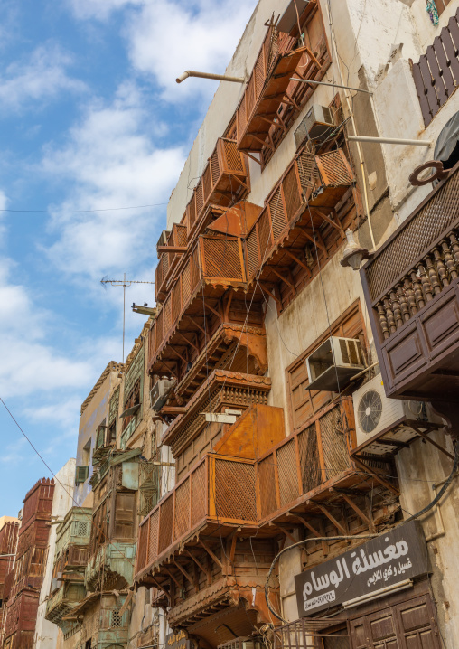 Old house with wooden mashrabiya in al-Balad quarter, Mecca province, Jeddah, Saudi Arabia