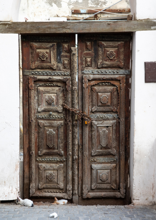 Wooden door of an historic house in the old quarter of al-Balad, Mecca province, Jeddah, Saudi Arabia