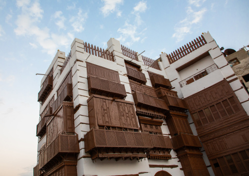 Old house with wooden mashrabiya in al-Balad quarter, Mecca province, Jeddah, Saudi Arabia
