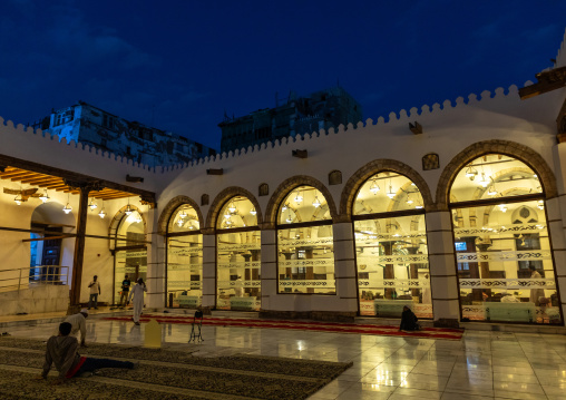 Men praying in al Shafi mosque, Mecca province, Jeddah, Saudi Arabia