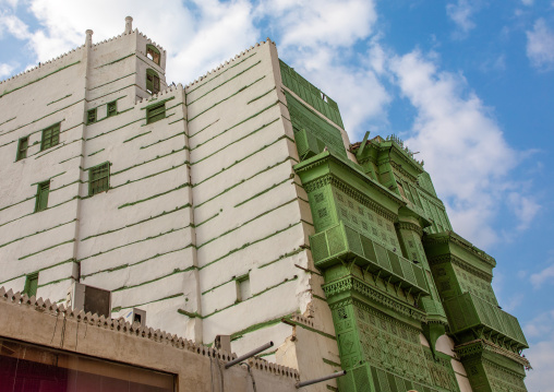 Old house with wooden mashrabiya in al-Balad quarter, Mecca province, Jeddah, Saudi Arabia