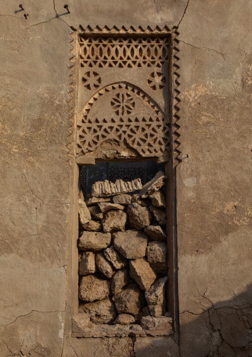 Doorway gypsum decoration of a farasani house, Red Sea, Farasan, Saudi Arabia