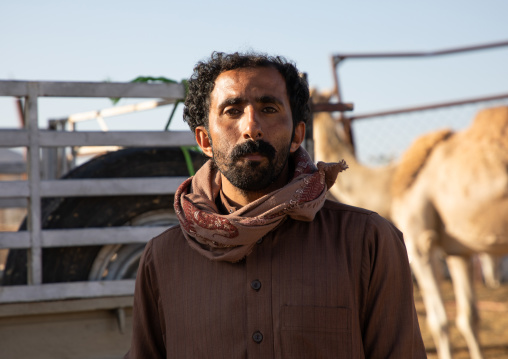 Saudi man in the camel market, Najran Province, Najran, Saudi Arabia