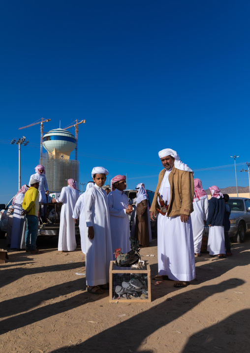 Saudi people in the bird and poultry market, Najran Province, Najran, Saudi Arabia