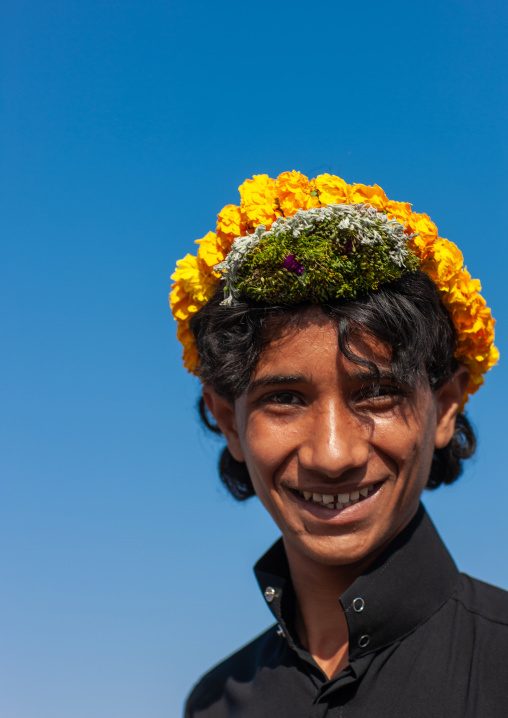 Portrait of an asiri flower man, Asir province, Al Farsha, Saudi Arabia