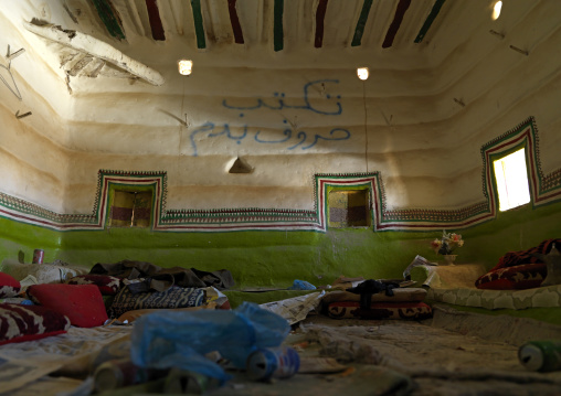 Al-qatt al-asiri traditionally female interior window decoration in an abandonned house, Rijal Almaa Province, Rijal Alma, Saudi Arabia