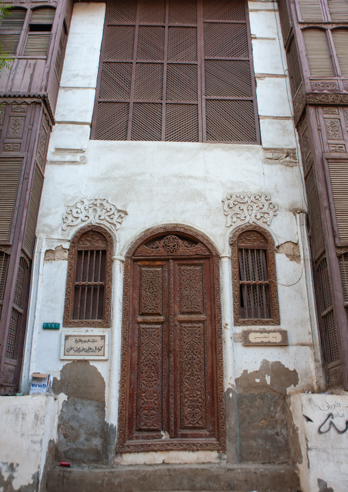 Houses with wooden mashrabia and rowshan in the old quarter, Hijaz Tihamah region, Jeddah, Saudi Arabia