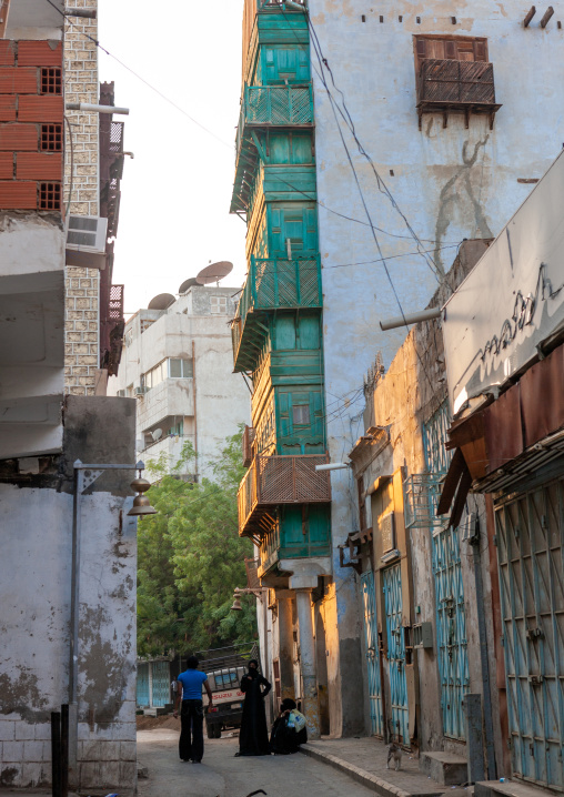 Houses with wooden mashrabia and rowshan in the old quarter, Hijaz Tihamah region, Jeddah, Saudi Arabia