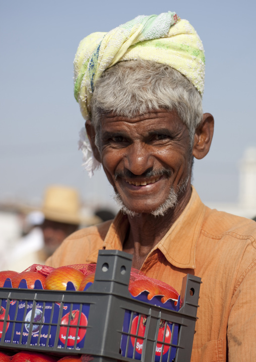 Merchant in the souk, Jizan Province, Sabya, Saudi Arabia