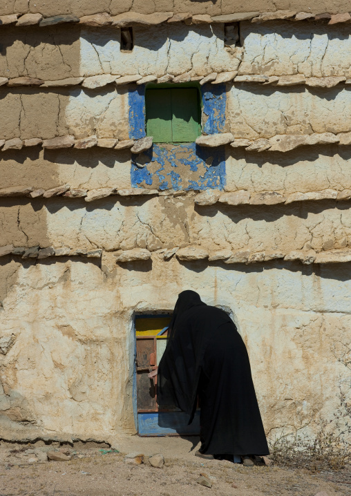 Traditional old mud house, Najran Province, Najran, Saudi Arabia