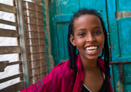 Portrait of a smiling somali girl, Sahil region, Berbera, Somaliland