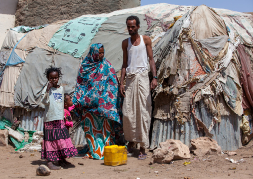 Somali family living in a slum hut made of corrugated iron and canvas, Woqooyi Galbeed region, Hargeisa, Somaliland