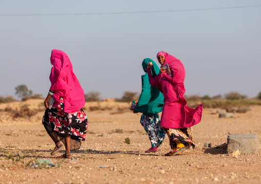 Somali teenage girls in an arid area, Woqooyi Galbeed province, Baligubadle, Somaliland