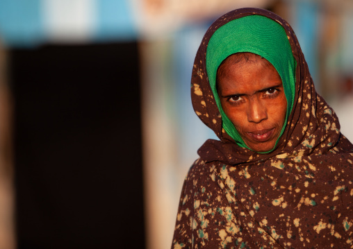 Portrait of a somali woman in the street, Woqooyi Galbeed region, Hargeisa, Somaliland