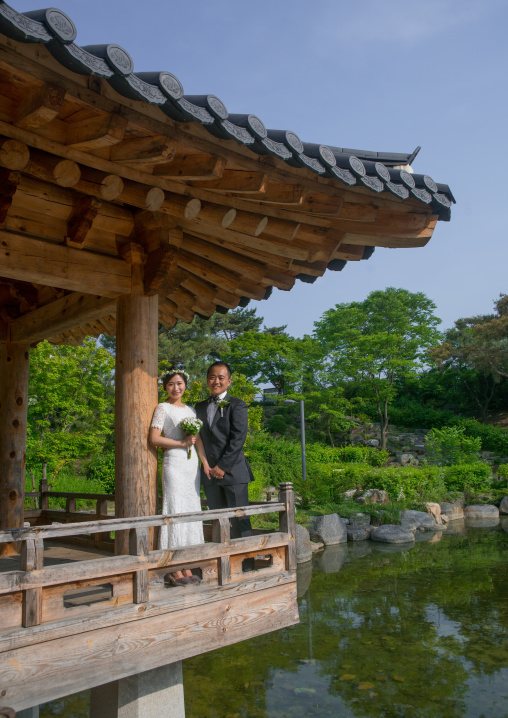 North korean defector joseph park with his south korean fiancee called juyeon on the north and south korea border, Sudogwon, Paju, South korea