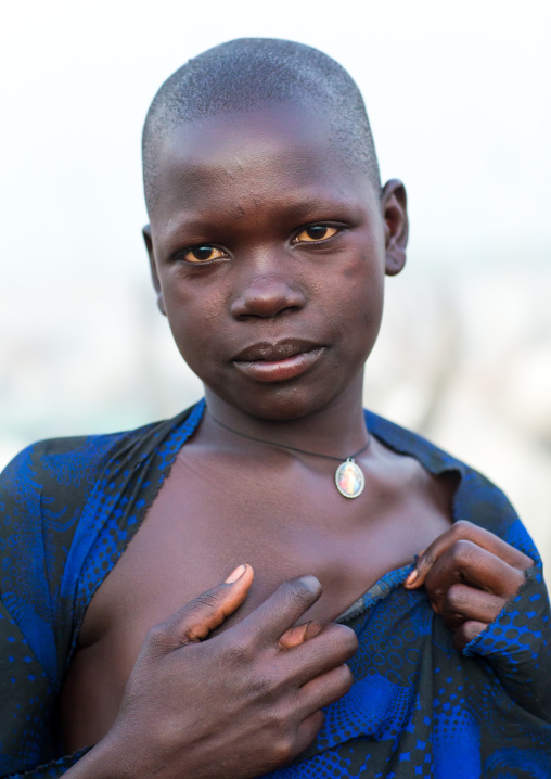 Portrait of Mundari tribe girl, Central Equatoria, Terekeka, South Sudan