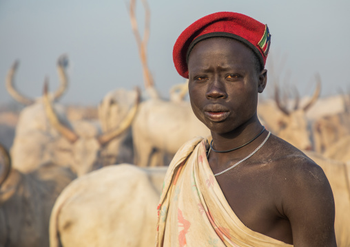 Mundari tribe man in a cattle camp, Central Equatoria, Terekeka, South Sudan