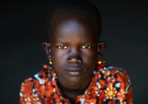 Portrait of a Mundari tribe girl, Central Equatoria, Terekeka, South Sudan