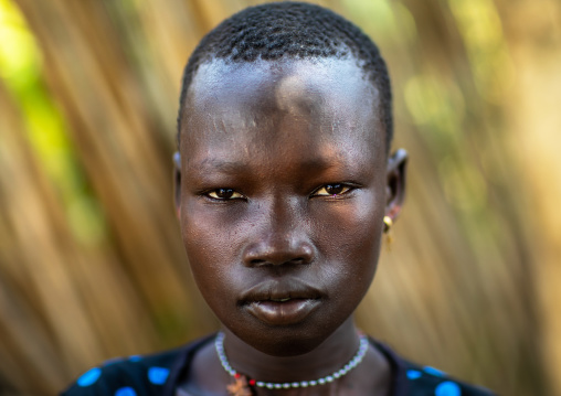 Portrait of a Mundari tribe woman, Central Equatoria, Terekeka, South Sudan