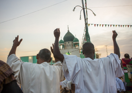 Sudan, Khartoum State, Khartoum, sufi whirling dervishes at omdurman sheikh hamad el nil tomb
