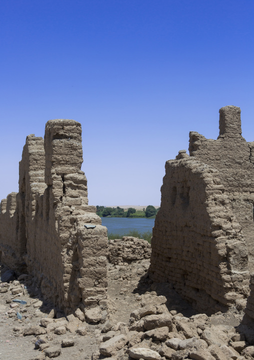 Sudan, Nubia, Sai island, ruins of the ottoman fort with the nile and jebel abri
