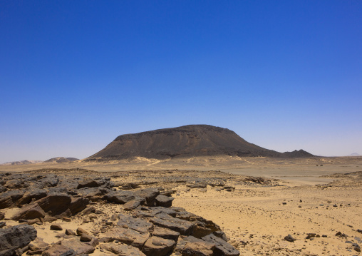 Sudan, Kush, Bagrawiyah, mountain in bagrawiyah desert