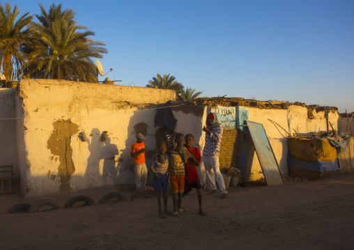 Sudan, Nubia, Tumbus, kids playing in the steret