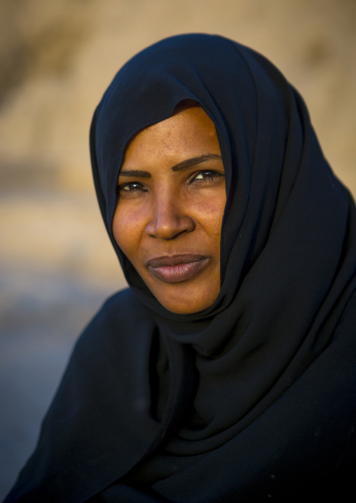 Sudan, Northern Province, Kerma, sudanese woman