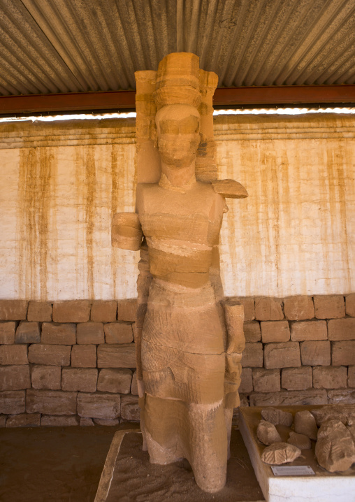 Sudan, Nubia, Naga, statue in naga site