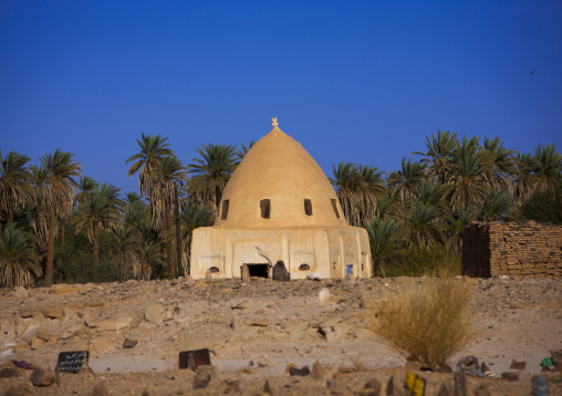 Sudan, Northern Province, Karima, old muslim tomb