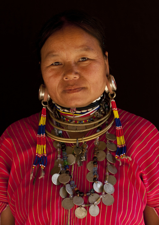 Kor yor tribe woman, North thailand