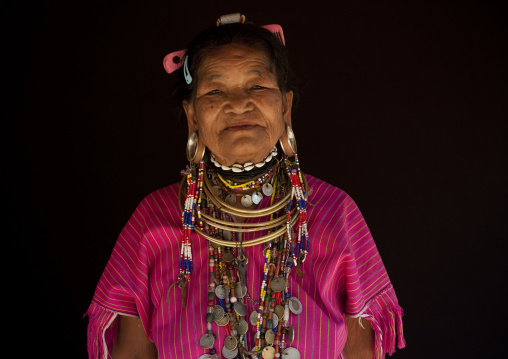 Kor yor tribe woman, North thailand
