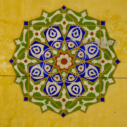 Mosaic pattern with ceramic tiles, Beyazit, istanbul, Turkey