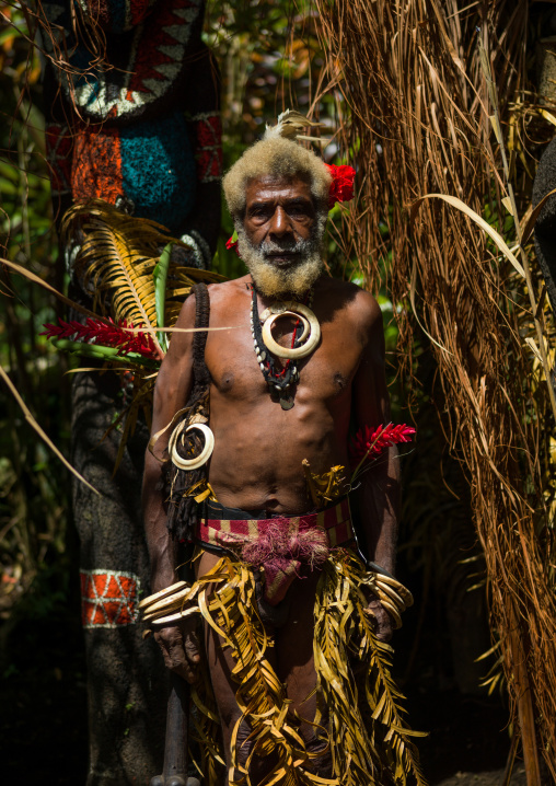 Portrait of chieftain Etul in front of the nakamal, Ambrym island, Fanla, Vanuatu