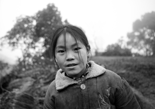 Girl of the flower hmong minority, Sapa, Vietnam