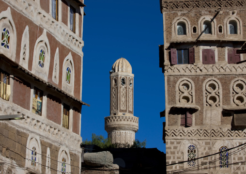 Traditionally Decorated Buildings And Minaret In The Old Town Of Sanaa, Yemen