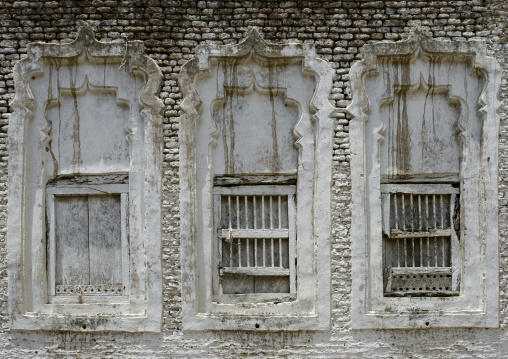 Wooden Sculpted Windows Painted In White, Zabid, Yemen