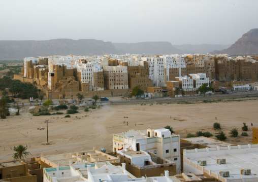 Multi- storey buildings made from mud, Hadhramaut, Shibam, Yemen