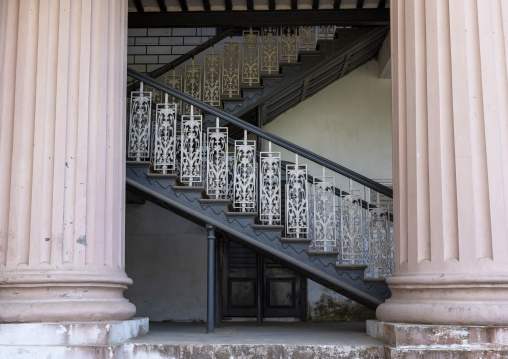Puthia Rajbari palace stairs, Rajshahi Division, Puthia, Bangladesh