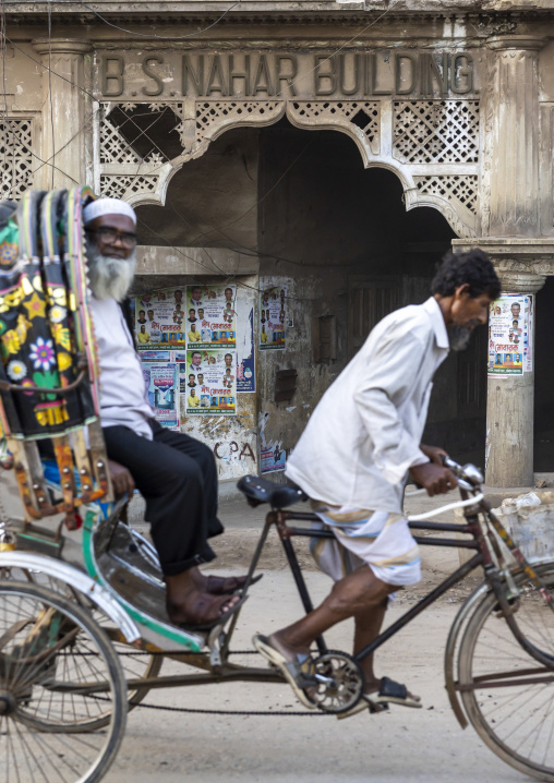 Rickshaw in front of the old colonial Nahar building, Chittagong Division, Chittagong, Bangladesh