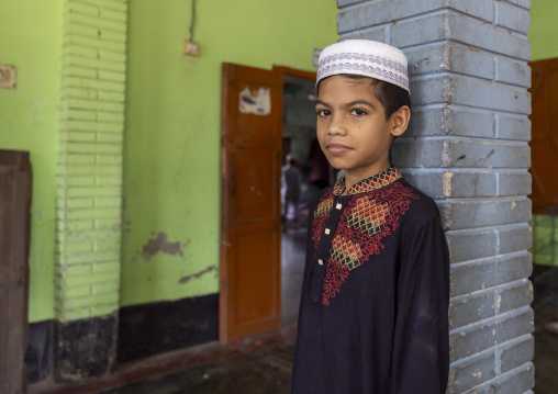 Bangladeshi muslim boy in a madrassa, Rajshahi Division, Puthia, Bangladesh