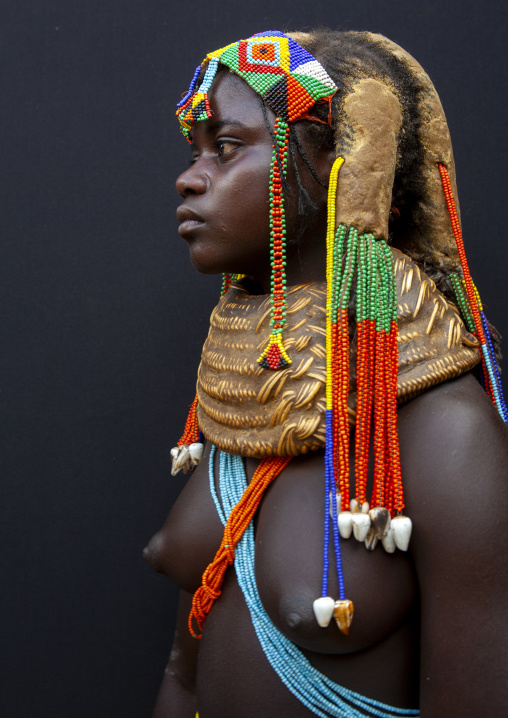 Mwila tribe girl with a vikeka necklace, Huila Province, Chibia, Angola