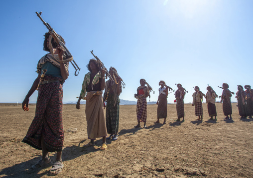 Afar tribe warriors with Kalashnikovs, Assaita, Afar regional state, Ethiopia